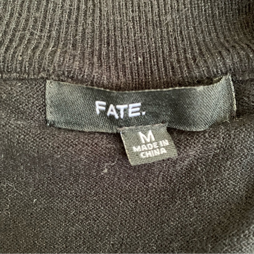 Fate Olene Caped Pullover Sweater - Size M - Picture 7 of 9